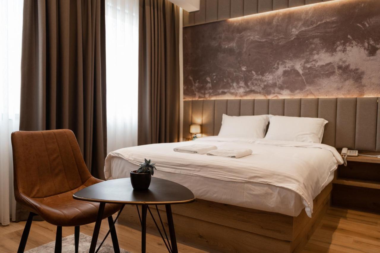 Roadside Hotel Lipjan 外观 照片