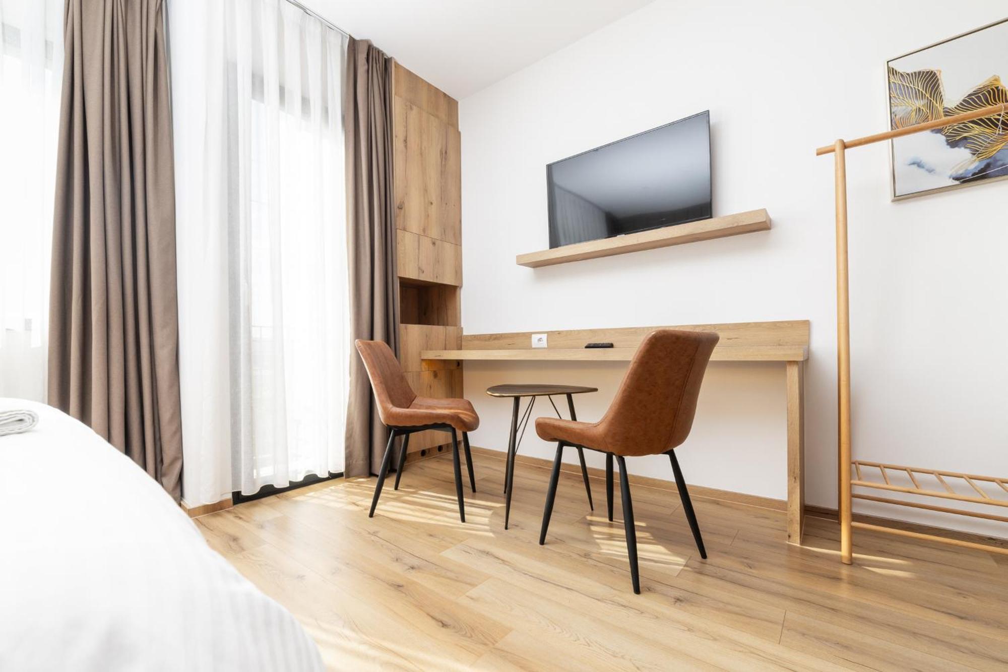 Roadside Hotel Lipjan 外观 照片