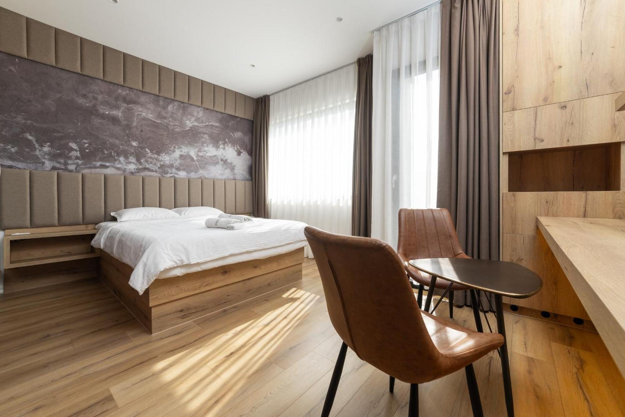 Roadside Hotel Lipjan 外观 照片